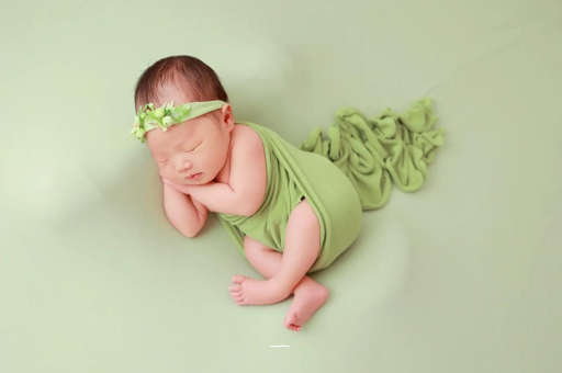 黔西宝宝趴着睡是积食吗 黔西宝宝趴着睡是积食吗